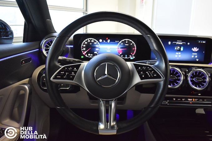 MERCEDES-BENZ A 200 d Automatic Progressive Advanced Plus